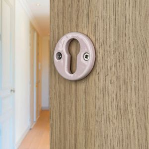 Ouvre&D&eacute;co - 2 rosaces de poign&eacute;e de porte rondes LIZON trou de cylindre, Porcelaine rose