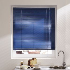 Madecostore - Store vénitien aluminium 25mm h250cm - Bleu foncé - L75 x H250cm