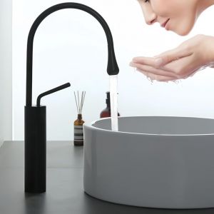 Robinets de lavabo vasque en Noir , laiton non laqu&eacute; simple, avec col cygne &agrave; longue port&eacute;e et arche haute, robinet pivotant contemporain unique