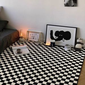 Ymyny - Tapis Créatif Personnalité Damier Tapis Salon Chambre Simple Noir et Blanc à Carreaux Tapis Frais Carré Canapé Coussin Tapis Décoratifs Pour
