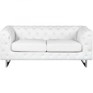 Canapé Fixe 2 Places Style Chesterfield Capitonnés en Cuir pu Blanc avec Pieds en Acier Inox Top Tendance pour Salon Chic et Glamour Beliani Argenté