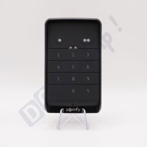 Clavier à Code Somfy 2 io 1870918 - Sécurité et Contrôle pour Portails et Portes de Garage - Technologie io-homecontrol® - IP55 - 2 canaux