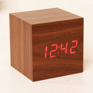 Réveil Numérique électronique en Bois reveil Matin Horloge de Bureau à Affichage LED, Commande Vocale, Affichage de la Température, Horloge Cube en