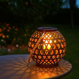 Lampe solaire boule aspect rouille Lampe solaire boule effet feu Lampe d'ext&eacute;rieur Lampe solaire corde de chanvre, &agrave; suspendre/&agrave; poser, led blanc