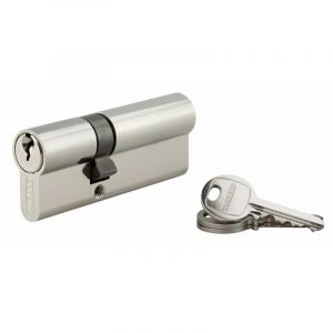 Thirard &ndash; Cylindre de serrure crant&eacute; 30 x 50 mm &ndash; 3 cl&eacute;s en acier nickel&eacute; &ndash; M&eacute;canisme &agrave; 5 goupilles &ndash; Panneton anti-arrachement &ndash; Vis de 45 mm