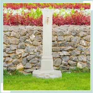 Fontaine colonne en metal de style antique avec robinet 93 cm