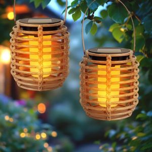 Lot de 2 mini lampes solaires aspect rotin 11 x 10 cm – Lanterne LED à suspendre ou à poser – Décoration de jardin, éclairage de fête, lanterne