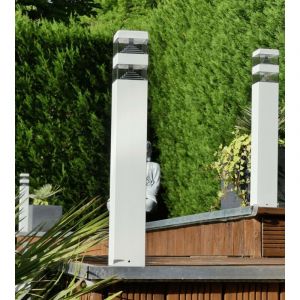 Borne Pyramide 1000 lumens - 32 leds - 230V