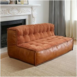 Canap&eacute; 2 places compact pour salon, dossier courb&eacute; capitonn&eacute;, accoudoirs arrondis, flannelette marron