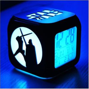 Réveil créatif 3D stéréo de mode Star Wars, petit réveil à led muet, veilleuse électronique, horloge de chevet, horloge de chambre à coucher,