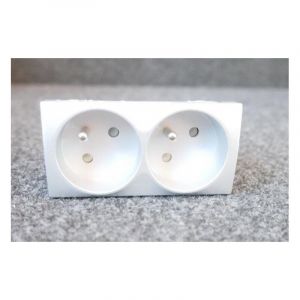 Bloc 2 prisez 2P+T 16A 45&deg; aluminium mecanisme 90x45mm &agrave; clipser altira
