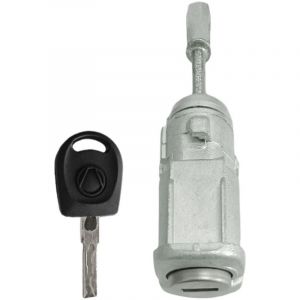 Compatible avec la serrure de porte droite de la Volkswagen Polo. Serrure Polo, 1 clé. Pièce détachée automobile. Référence OE : 604837168
