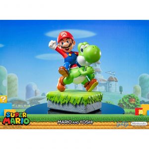 First 4 Figures Super Mario Statuette en R&eacute;sine- Mario et Yoshi