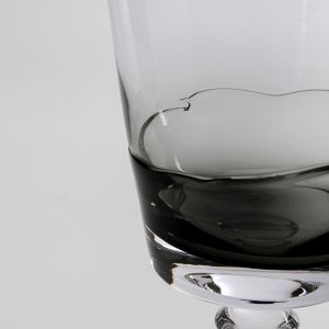 Verres &agrave; vin Mimi gris set de 4 Kare Design