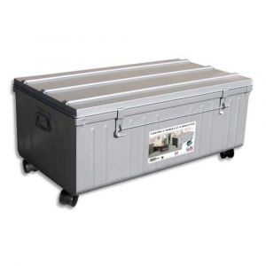 PIERRE HENRY Malle en m&eacute;tal laqu&eacute; sur roulettes, tringles fournies L90x H37x P50 cm aluminium