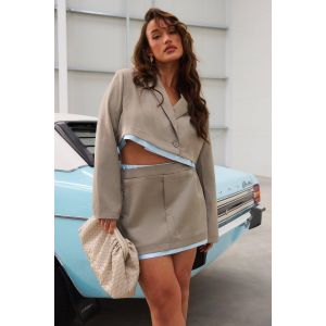"Plus" Mini-Jupe Grande Taille Satin Avec Ceinture En Satin Contrastante - Gris Pierre - 48, Gris Pierre