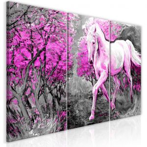 Tableau déco Cheval rose au galop - un cheval courant entre les arbres