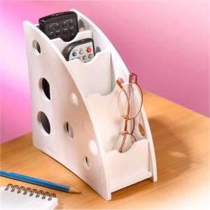 Range-t&eacute;l&eacute;commandes bois blanc