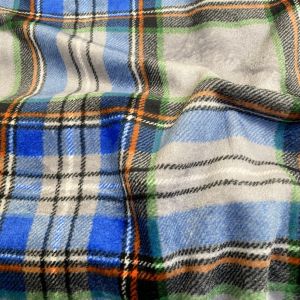 Tissu douillette imprim&eacute; tartan gris - Mondial Tissus