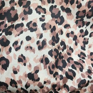 Cretonne coton motifs l&eacute;opard brun - Mondial Tissus