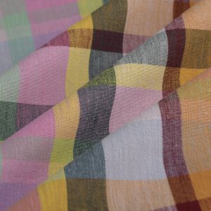 Tissu tiss&eacute; teint carreaux madras rose multicolore - MT - Mondial Tissus