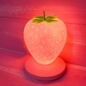 Veilleuse Fraise,Lampe Fraise En Silicone Mignonne,Veilleuse Led Mignonne Pour Enfants - Neuf