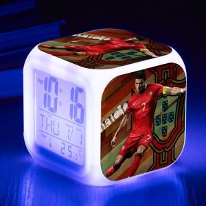 Coupe du monde de football - Réveil numérique Ronaldo (B), réveil lumineux coloré, horloge carrée, compatible avec le chargement USB, idéal pour les garçons et les filles. - Neuf