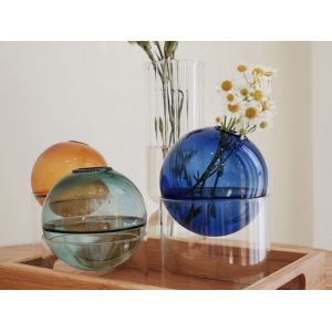 Ensemble de 2 vases boules en verre pour la d&eacute;coration int&eacute;rieure - Bleu et vert lac - Neuf