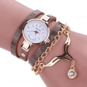 Montre A Quartz Tendance En Cuir Pu Avec Bracelet Etroit Et Pendentif En Alliage Pour Femme (Marron) - Neuf