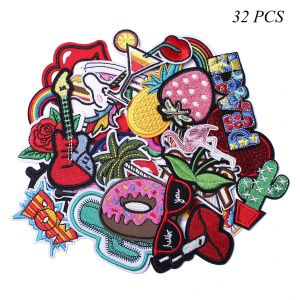 Patch 32 Pièces De Styles Variés, Brodé, À Coudre Ou À Repasser, Des Vêtements, Des Robes, Des Plantes, Des Chapeaux, Des Jeans, Des Fleurs, Des Accessoires De Bricolage - Neuf