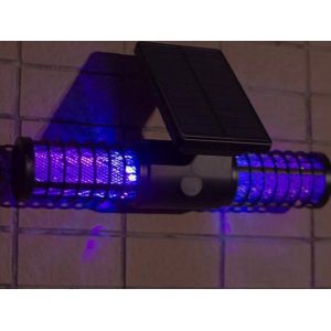 Tue-moustiques solaire avec lumi&egrave;re UV et chargement USB, &eacute;tanche, installation facile - Neuf