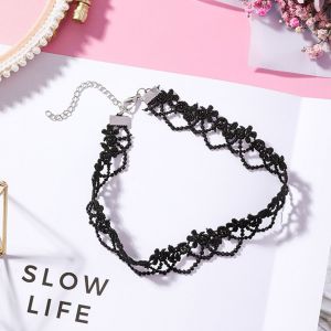 Collier En Dentelle Fait Main Avec Ruban Et Chaine Claviculaire Pour Femme (Deduction Homard Noir) - Neuf