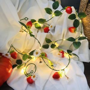 KAL-2M 20Led Fleur Blanche Fraise Guirlande Lumineuse Artificielle Fraise Lierre Guirlande Fil Cuivre Guirlande Lumineuse Pour Bouquets Mariage Noël Fête Maison Décorations (Usb Avec Télécommande 8 M - Neuf