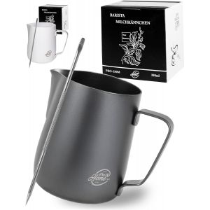 KAL-Pichet À Lait Inox 350Ml, Mousseur À Lait Pour Cappuccino Et Espresso Noir Anthracite, Pot À Lait En Acier Inoxydable (Aussi 600Ml), Inclus Un Stylo Pour Latte Art Et Une Boîte Cadeau - Neuf