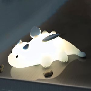 Veilleuse B&eacute;b&eacute; Dinosaure, Silicone Lampe Veilleuse Enfant Rechargeable, Lumiere D'allaitement Dimmable 7 Couleurs 3 Luminosit&eacute;, Lampe Enfant Decoration Chambre Bebe, Cadeau Bebe Garcon Fille - Neuf