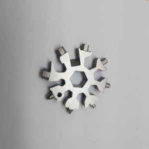 Flocon De Neige 18-En-1 Multi-Outil, Bague Et Clé De Clef De Sortilège De L'acier Inoxydable, De Plein Air Compatibles - Neuf