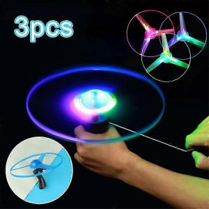 3pcs Led Éclairage Disque Volant Hélice Hélicoptère Jouets Tirer Corde Soucoupes Volantes Ovni Spinning Top Fun Game Enfants Jouets De Plein Air - Neuf