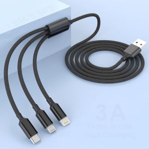 C&acirc;ble iPhone Chargeur Multifonction,C&acirc;ble De Charge Multi USB Tress&eacute; en Nylon 1.8M Trois en Un,avec Connecteur De Type Lightning/Micro/USBC,Compatible avec Divers T&eacute;l&eacute;phones Intelligents Et Tablettes - Neuf