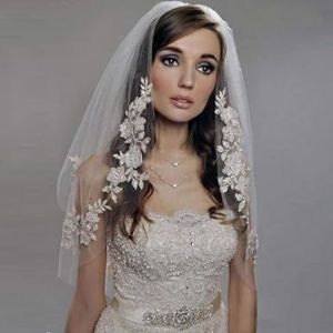 2 Niveaux De Mariée De Mariée En Voile Taille Voile En Dentelle Courte Bord Voile Avec Peigne De Mariée En Tulle Accessoires De Cheveux Pour La Mariée - Neuf