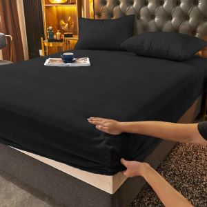 Drap Housse 180x200+30cm Noir Drap De Lit En Flanelle De Laine Et Velours Corail Housse De Matelas Chaleur Hivernale Hypoallerg&eacute;nique Sans Repassage Ourlet &Eacute;lastique Solide La Peut Atteindre30cm - Neuf