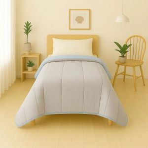 Couette L&eacute;g&egrave;re - Mortreux - 140 X 200 - Gris Clair/Bleu Ciel - Sp&eacute;cial &Eacute;t&eacute; - 250g/M&sup2; - Neuf