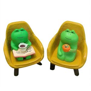 Miniature grenouille figurines décor, drôle de statue de grenouille en résine pour la décoration intérieure, décoration de fête, bureau, bureau - Neuf