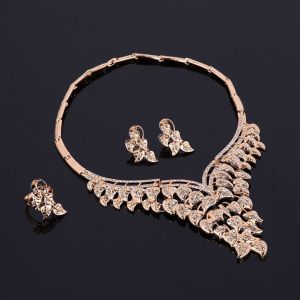 Ensemble De Bijoux Pour Femmes, Pendentif, Collier, Boucles D'oreilles, Bague, Bracelet, Decoration En Strass - Neuf