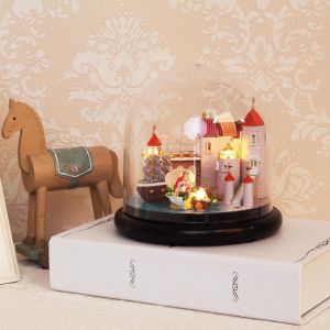 Maison de poupee DIY Villa et Sea Maid a assembler avec couvercle transparent et 4 LED pour petite amie - Neuf
