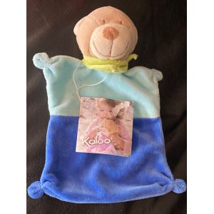 Doudou Plat Ours Beige Cr&egrave;me Bleu Clair Et Bleu Marine - Foulard Vert - Nouette - Nicotoy - Neuf