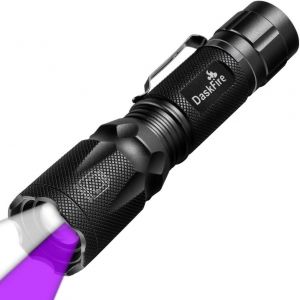 2 En 1 Lampe Torche Led Puissante 900lumens Lampe Uv 395nm Lumière Ultraviolet 4 Modes Eclairage Lampe De Poche Zoomable Idéal Pour Les Activités Extérieurs¿(Piles Non Incluses) - Neuf