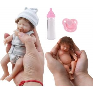 Poup&eacute;es Nouveau-N&eacute;es R&eacute;alistes Avec Les Yeux Ferm&eacute;s, Mini Reborn Bebe R&eacute;aliste Poup&eacute;e Fille Nouveau-N&eacute;e Avec Cheveux Boucl&eacute;s Enracin&eacute;s V&ecirc;tements Silicone Complet Du Corps Poup&eacute;e B&eacute;b&eacute; - Neuf