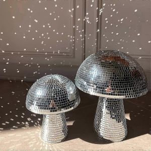 Ornement de boule disco de champignon r&eacute;fl&eacute;chissant en argent pour la d&eacute;coration de table de f&ecirc;te &agrave; la maison - Neuf