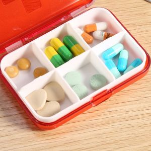 Pilulier Portable En Plastique A 6 Compartiments Pour Medicaments Et Comprimes (Rouge) - Neuf