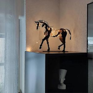Nouveau produit,Sculpture de cheval Art en métal,Sculpture et statue de cheval en métal,Statue d'artisanat de cheval moderne d'éclairage LED,Statue pour table,bureau,bureau,Fi - Neuf